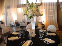 Santa Barbara Restaurant catering an elegant wedding 