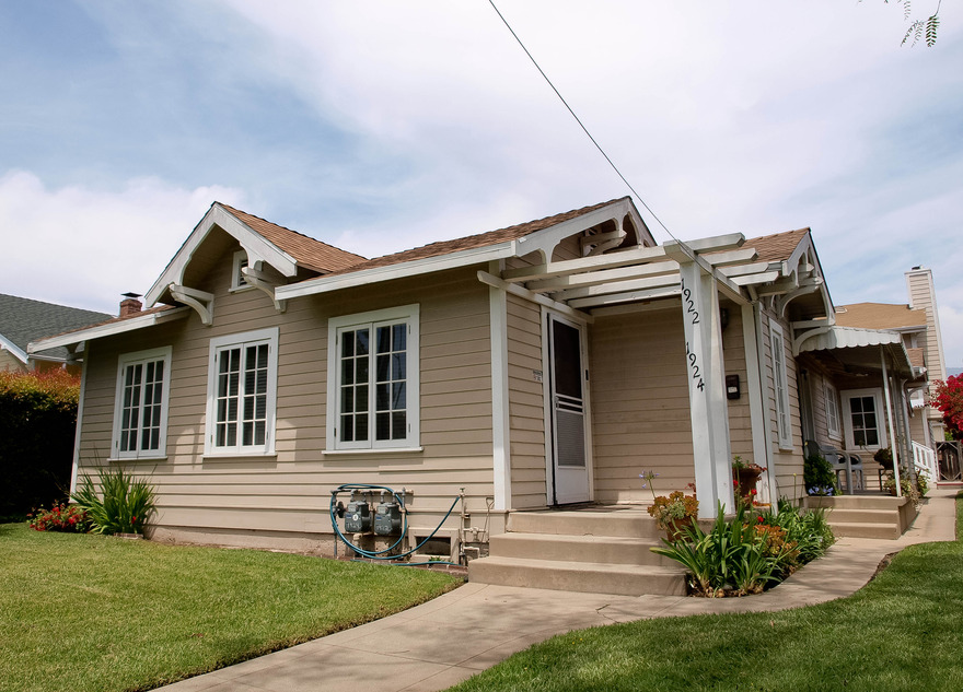 Grad House Grad House