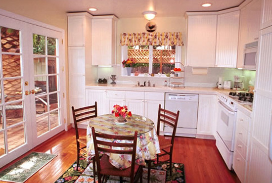 Paradise Cottage Kitchen