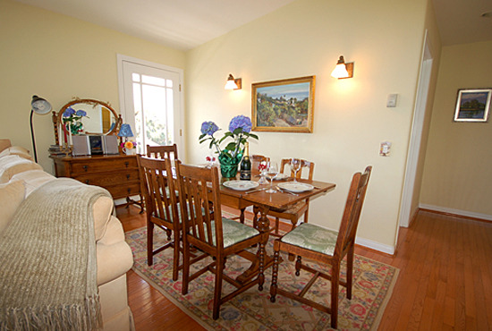 Jasmine Cottage Dining Room
