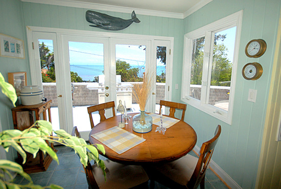 Captain's Cottage Dining Room