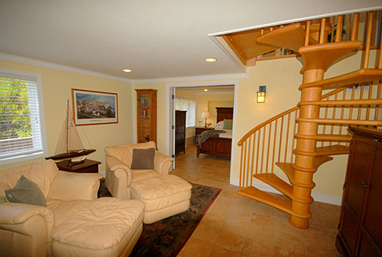 Captain's Cottage Second Bedroom