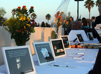 Auction_items_on_rotunda