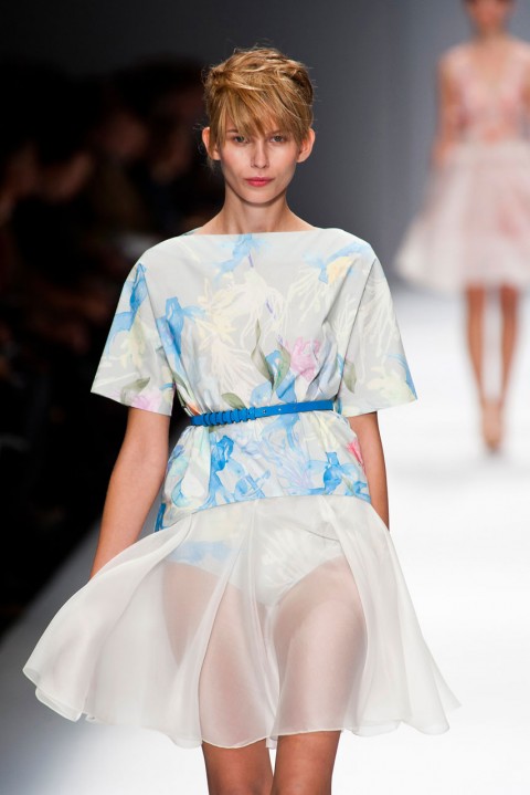 WATERCOLOUR: PAPERfashion - image 3 - student project