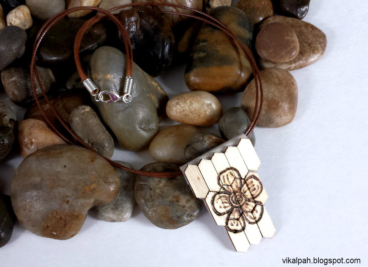 Necklace using Wood burning technique - image 3 - student project