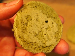 Disastrous my first macarons :( - image 5 - student project