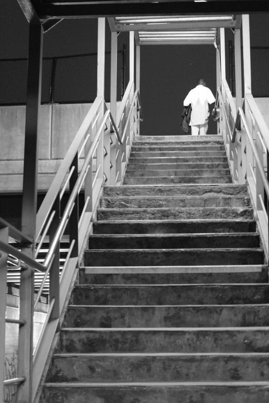 Week 1-3: Rail scape (week 1) ; Portraits & Random (week 2) ; Happy people (week 3) - image 19 - student project