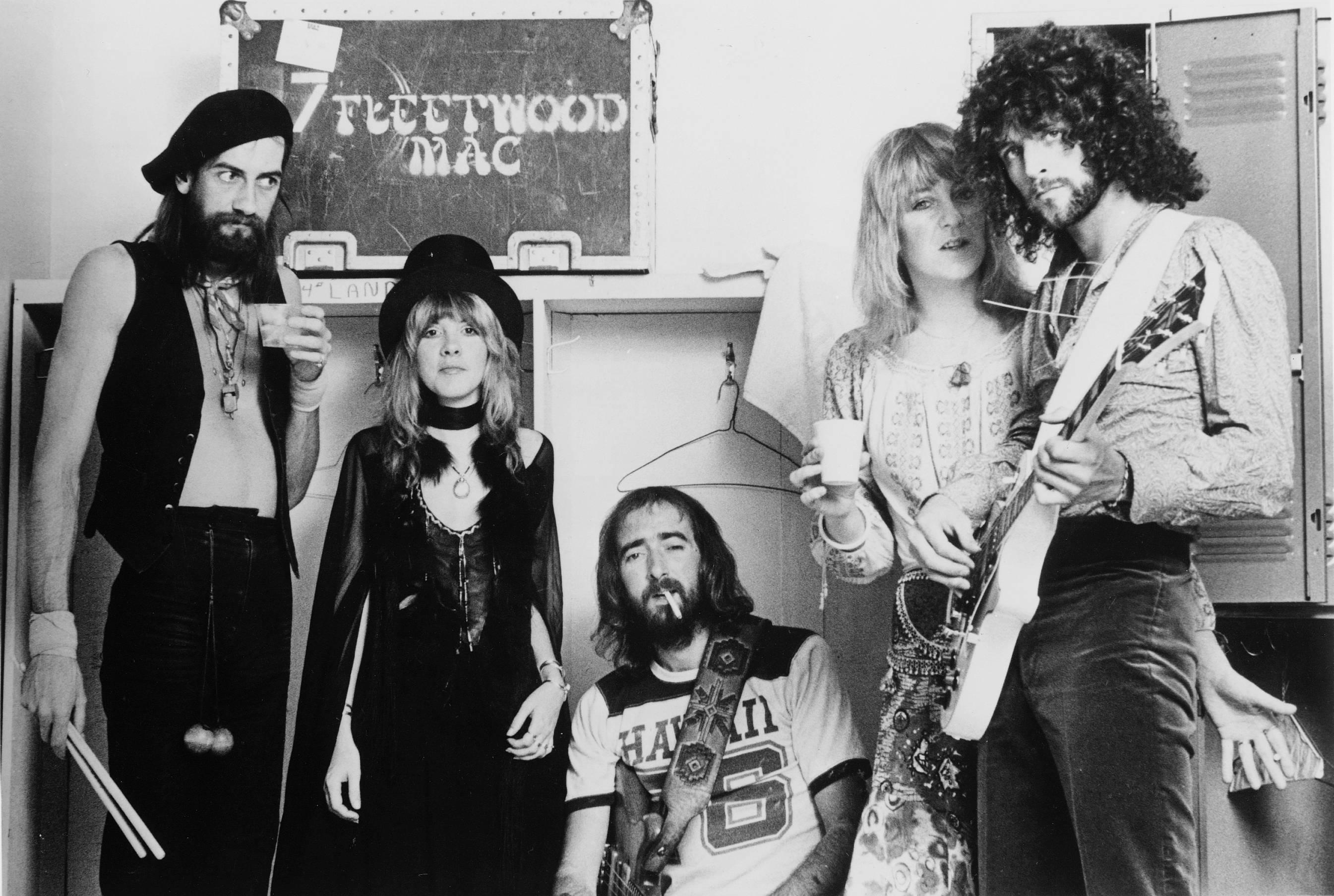Fleetwood Mac Live 2013 Tour - image 3 - student project