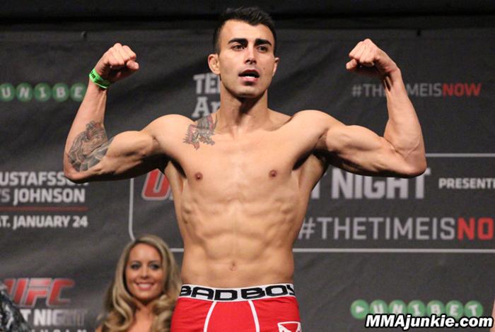 makwan-amirkhani-ufc-on-fox-14.jpg