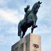 Rfoch_statue_fq_shop_thumb