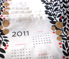 garland calendar towel