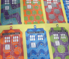 Rgroovy_tardis_cream_st_comment_146751_preview
