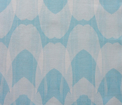Flaunt It Oval (blue)