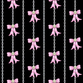 Skull'n Bow'n Chains