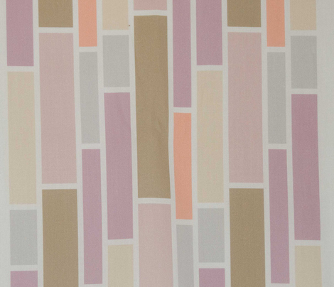 Rrrneutral_subway_pinkhue_comment_226150_preview