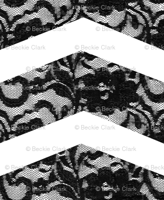 lace_chevron_black