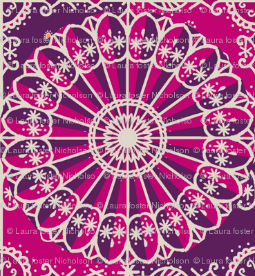 MARDI_GRAS_circle_1_plum