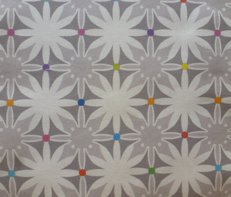 Maltese daisy chain