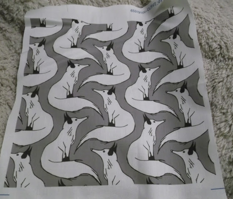 R709645_rrrfoxes_on_red_comment_246393_preview