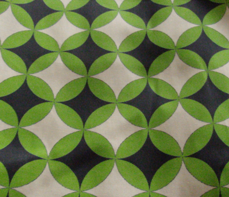 MysterySpot in GreenBlackCream