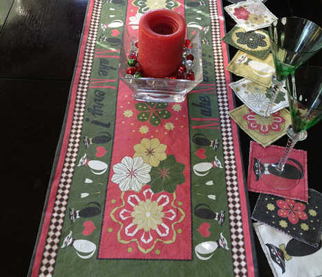 Christmas Cat Napkins & Table Runner 