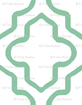Hollow Moroccan Quatrefoil in Mint