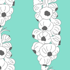 Garlic strings charm
