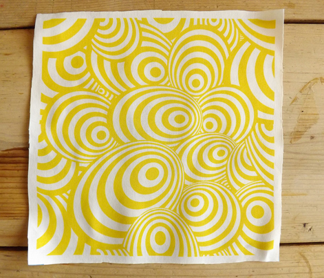 Swirl_yellow_comment_280382_preview