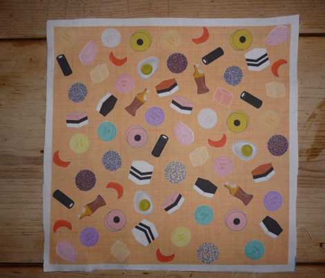 Rsweets_scatter_orange_linen_comment_259624_preview