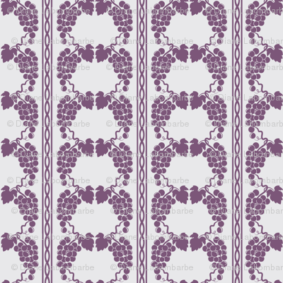 Small Damask Style Purple Grapes