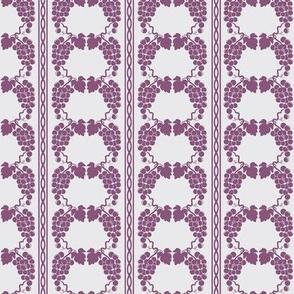 Small Damask Style Purple Grapes