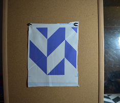Blue-white_herringbone
