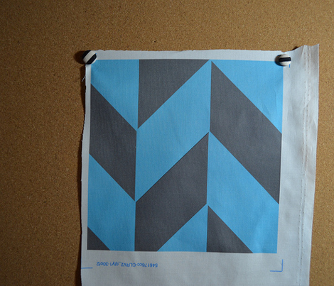 Gray-teal_herringbone