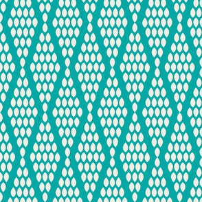 farmhouse_beaded_triangle_aquamarine
