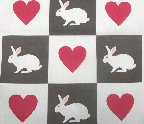 Rwhite_rabbit_heart_chequer