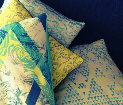 geo rose indigo