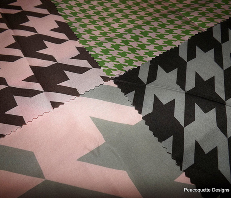 The Houndstooth Check ~ Leaf & Pink