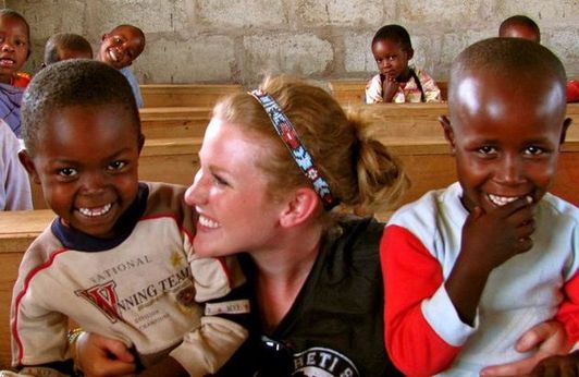 Help Jessica Shipman deliver 20,000 books to the children of Tanzania!