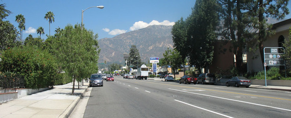Altadena%20lake%20ave.