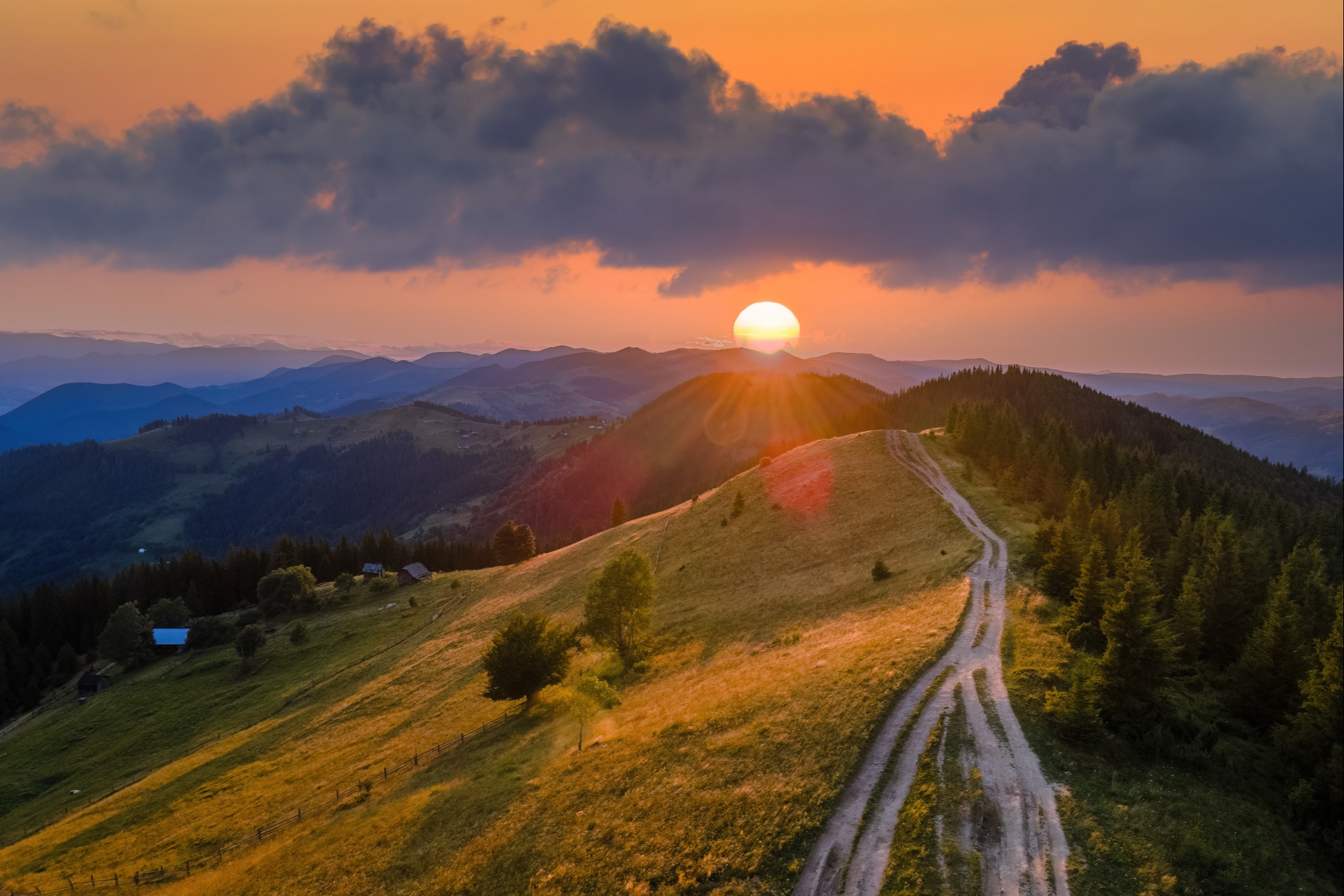 Sunset behind the mountains