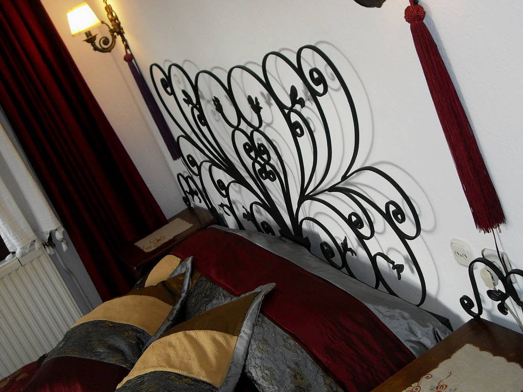 Double, Garden view, Mountain view, Pool view, Balcony, Wireless internet, Satellite TV, Minibar, Individually controlled air conditioning, Openable windows, Hairdryer, Vanity mirror, ve Mosquito net