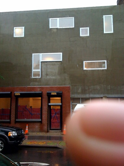 Towards a Hermeneutics of Quantum Architecture