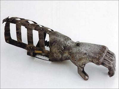 Prosthetic Hand, circa 1580