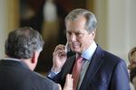 Lt. Gov. David Dewhurst listens to Sen. Tommy Williams, R-The Woodlands, during the Senate session on April 2, 2013.