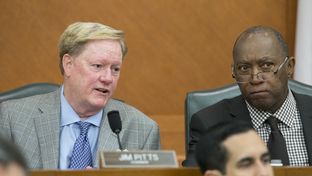 House Appropriations Committee chairman Jim Pitts, l, R-Waxahachie, and Rep. Sylvester Turner, D-Houston, at the early morning meeting on May 17, 2013.