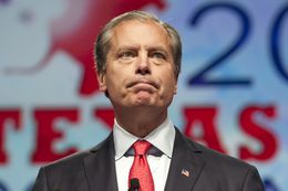Lt. Gov. David Dewhurst speaking at the state Republican convention on June 8, 2012.
