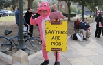 Eric Anderson wants to draw attention to tort reform, and it looks like he's doing it in his own way.