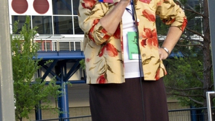Debra Medina addressing Ron Paul supporters