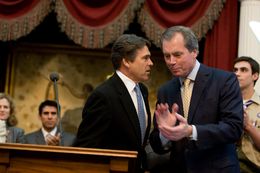 Gov. Rick Perry and Lt. Gov. David Dewhurst on Jan. 27, 2009, before Perry's State of the State address.