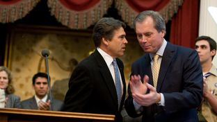 Gov. Rick Perry and Lt. Gov. David Dewhurst on Jan. 27, 2009, before Perry's State of the State address.